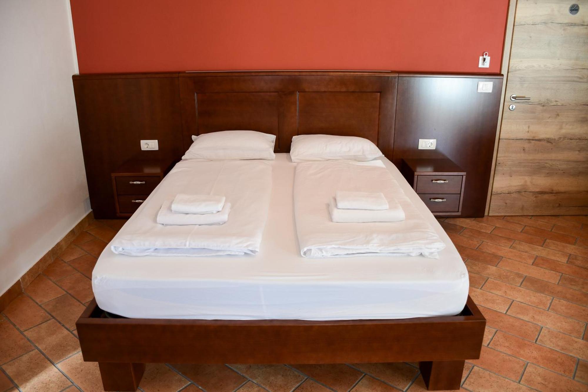 Gračišče Razman Wine Rooms מראה חיצוני תמונה